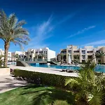 Jazzy 1Bdr W Outdoor Pool View Terrace Free Pool & Beach Access