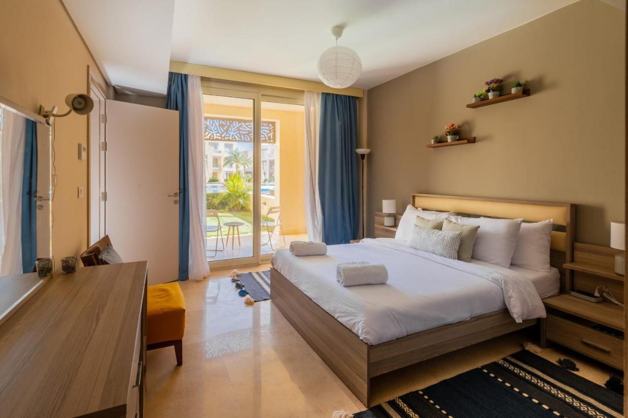 Apartament Jazzy 1bdr W Outdoor Pool View Terrace Free Pool & Access Hurghada